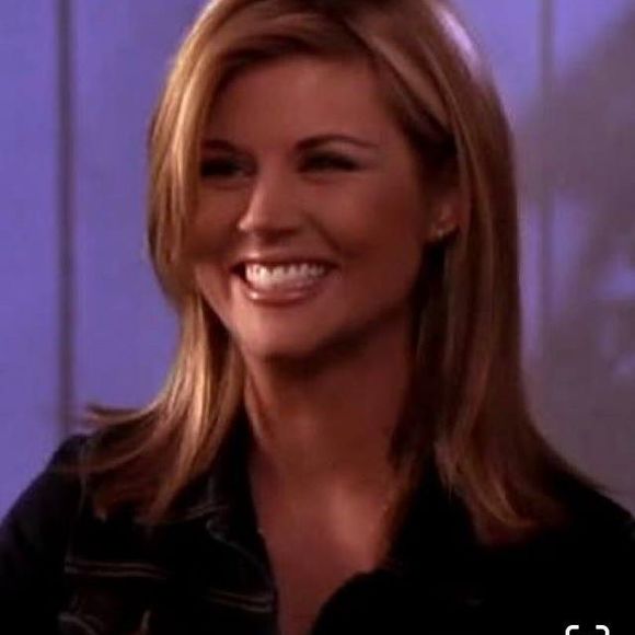 Meet your Posher, Valerie - Picture 1 of 1